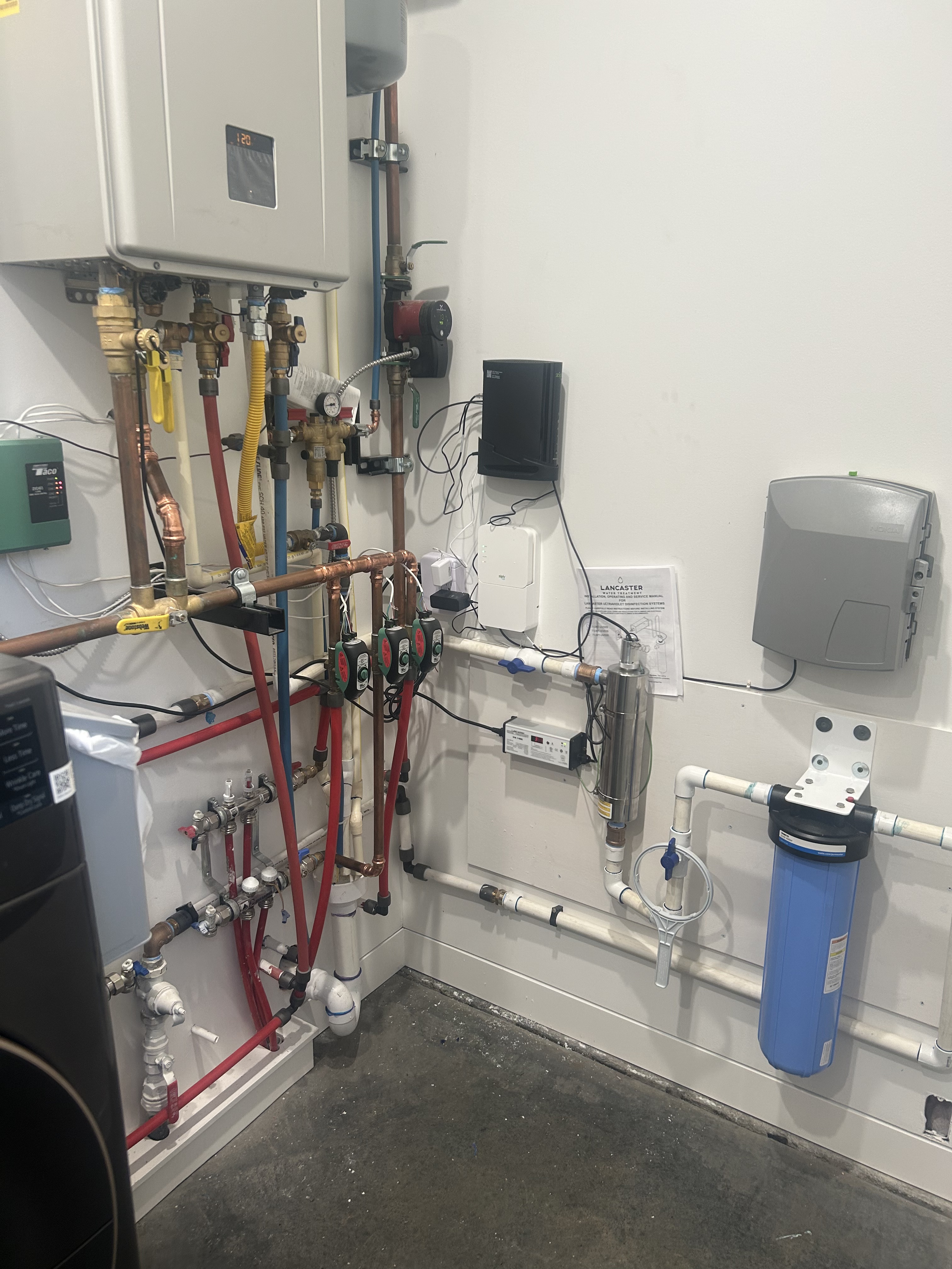 Tankless Water Heater with Lancaster UV Water Disinfection & Whole-House Filter